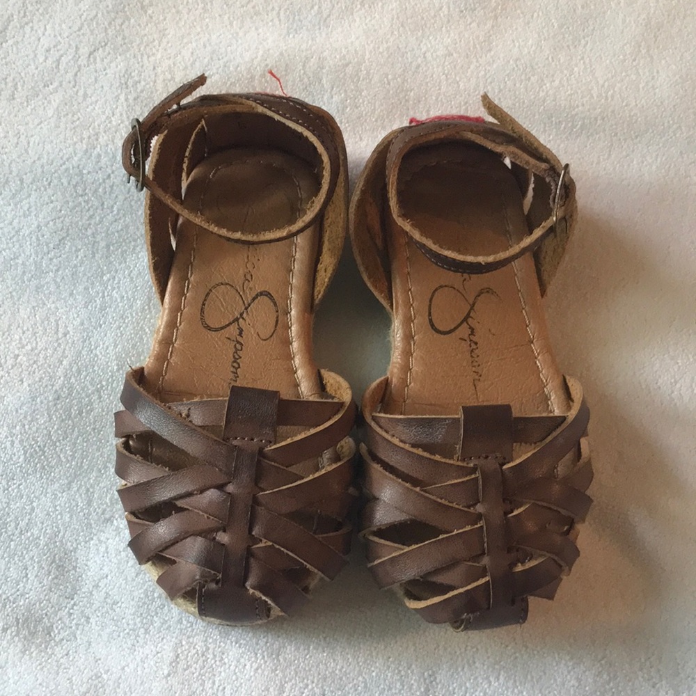 Jessica Simpson woven sandals. Size 7 Toddler.